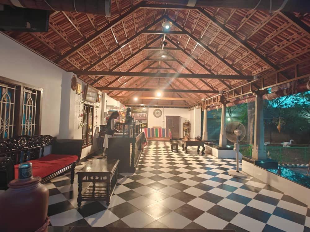 Chola Heritage Resort Karaikudi Exterior foto